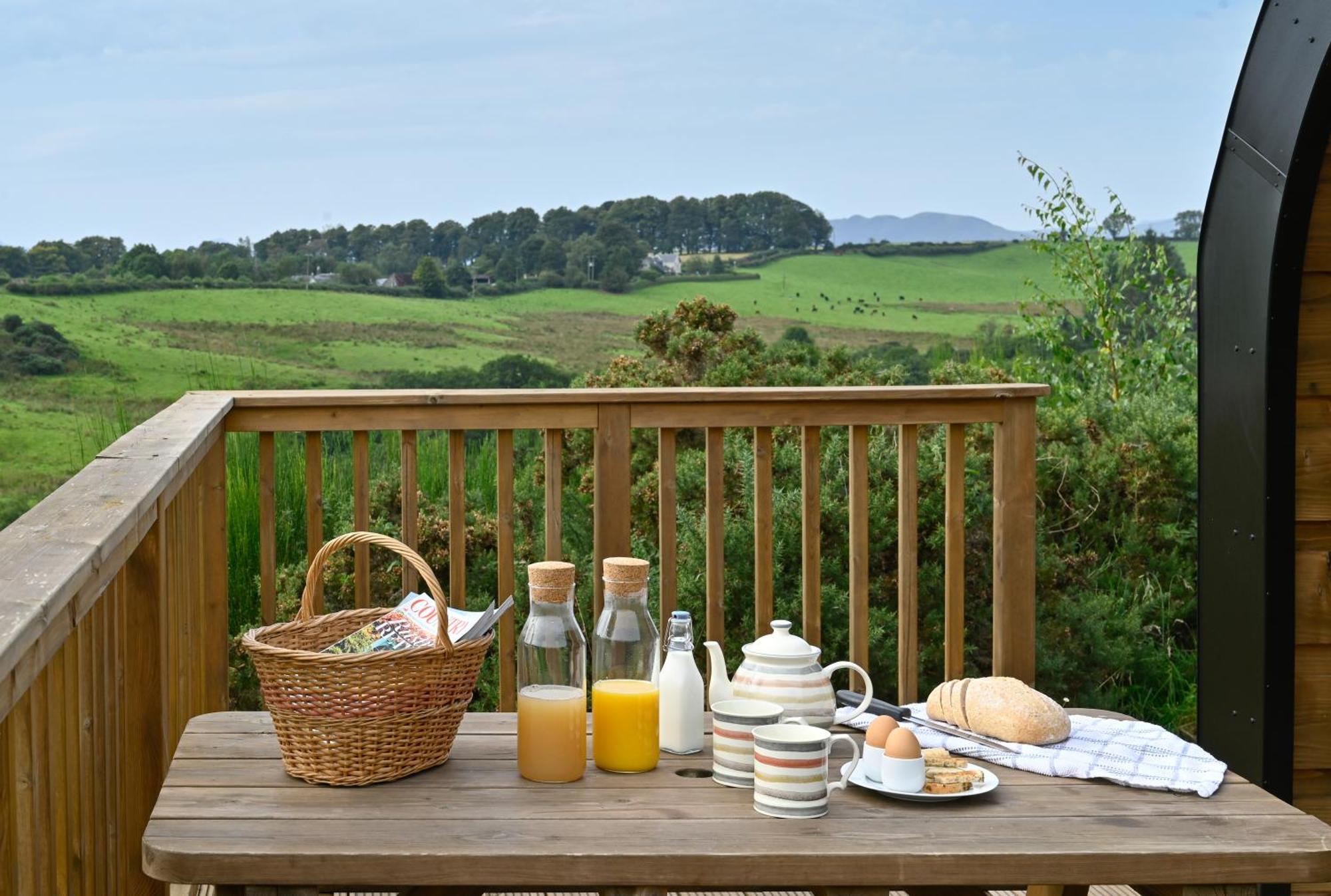 Apartamento Luxury Glamping Pods - The Heft & The Hirsel Glasgow Exterior foto
